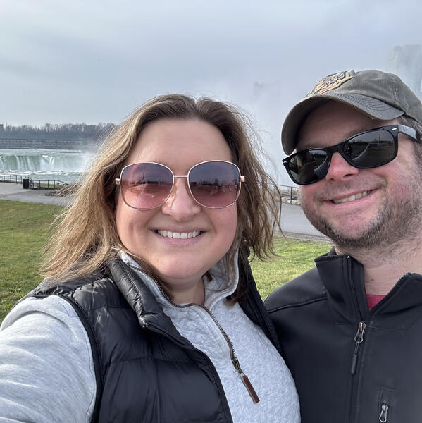 Hannah & Erik at Niagara Falls