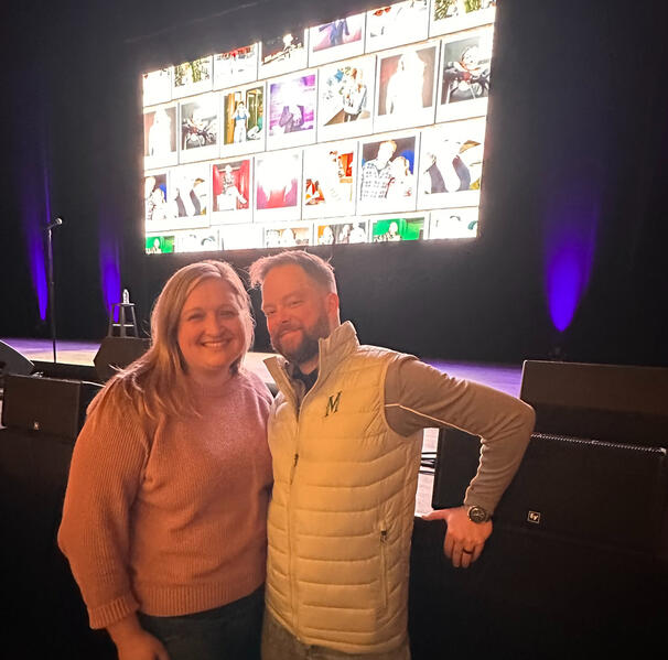 Hannah & Erik at the Taylor Tomlinson comedy show